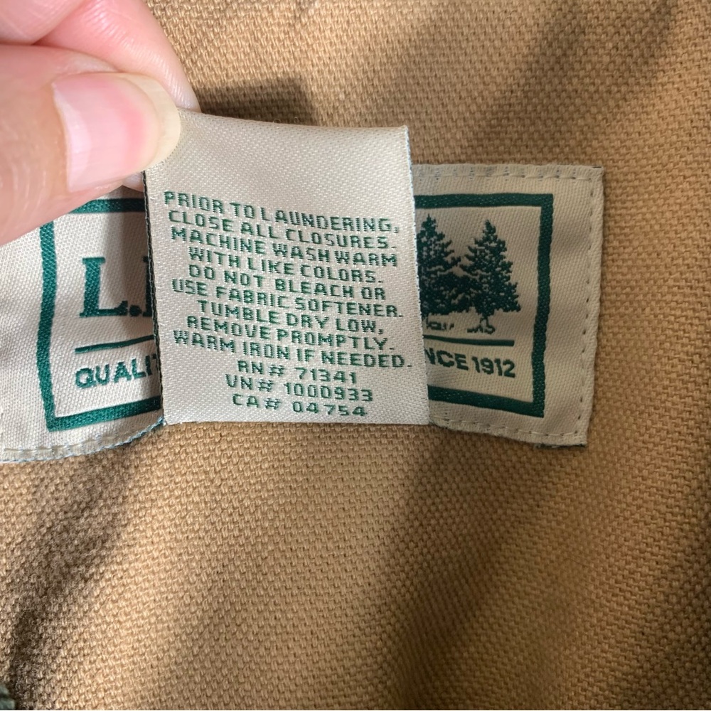 L.L. Bean Men's XL Tan Barn Jacket with Green Collar - Picture 5 of 14